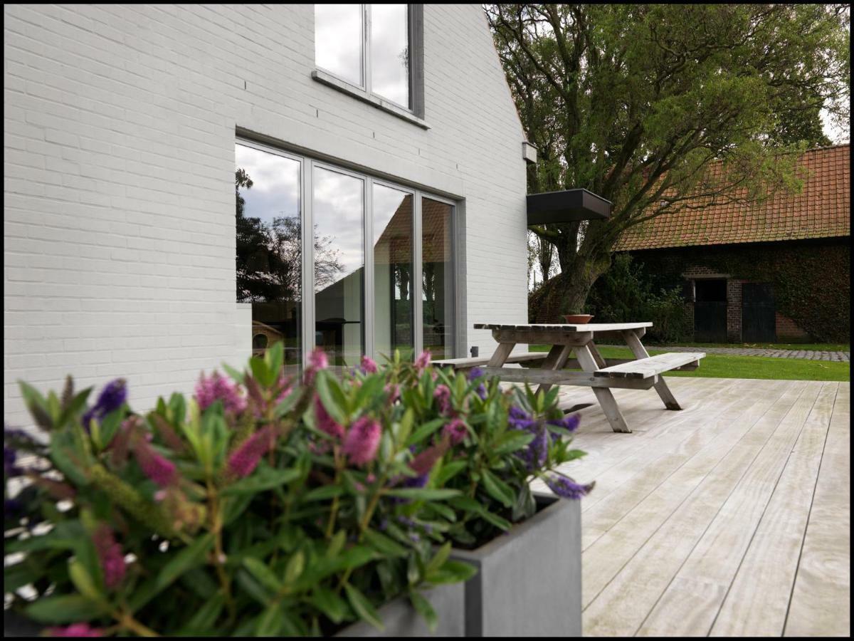 Bed and Breakfast Rooseboom22 Aartrijke Екстер'єр фото