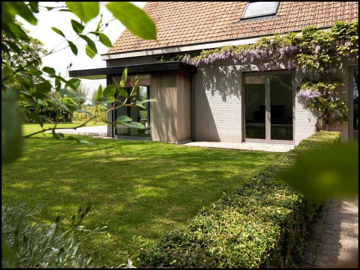 Bed and Breakfast Rooseboom22 Aartrijke Екстер'єр фото